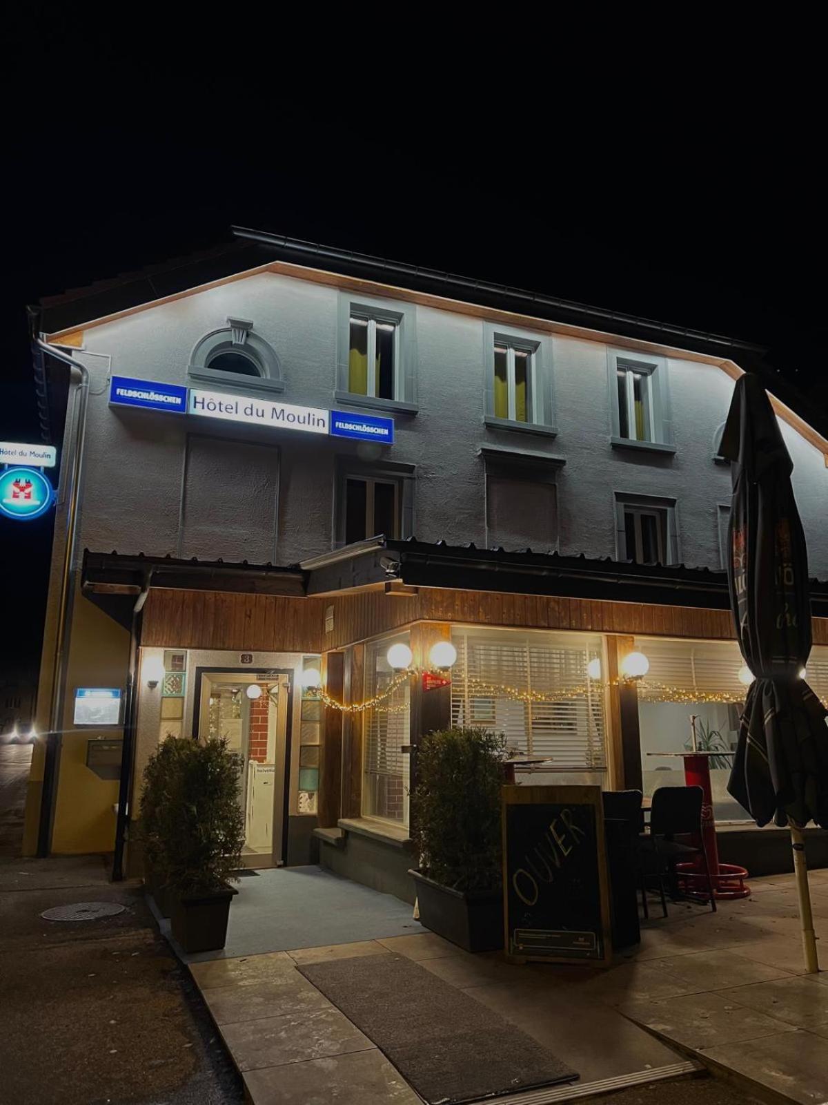 Hotel Restaurant Du Moulin Fleurier Exterior foto